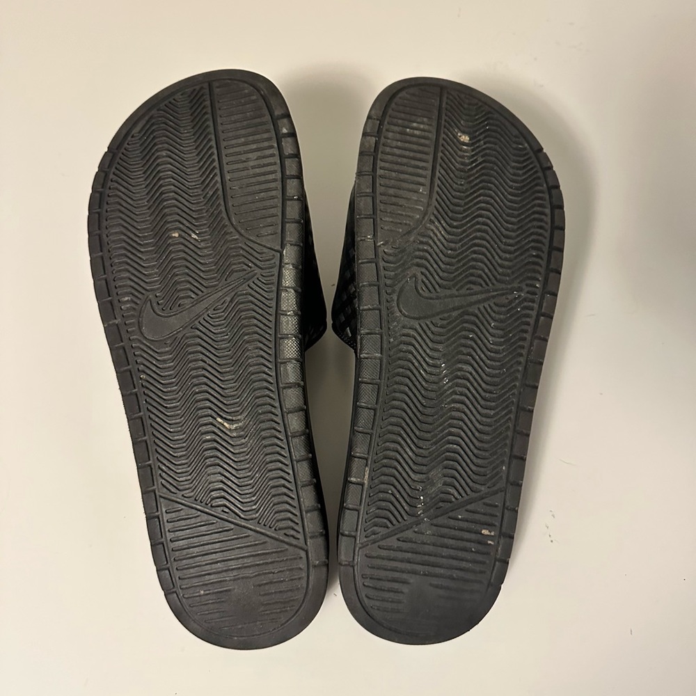 Nike Slides - Picture 2 of 2